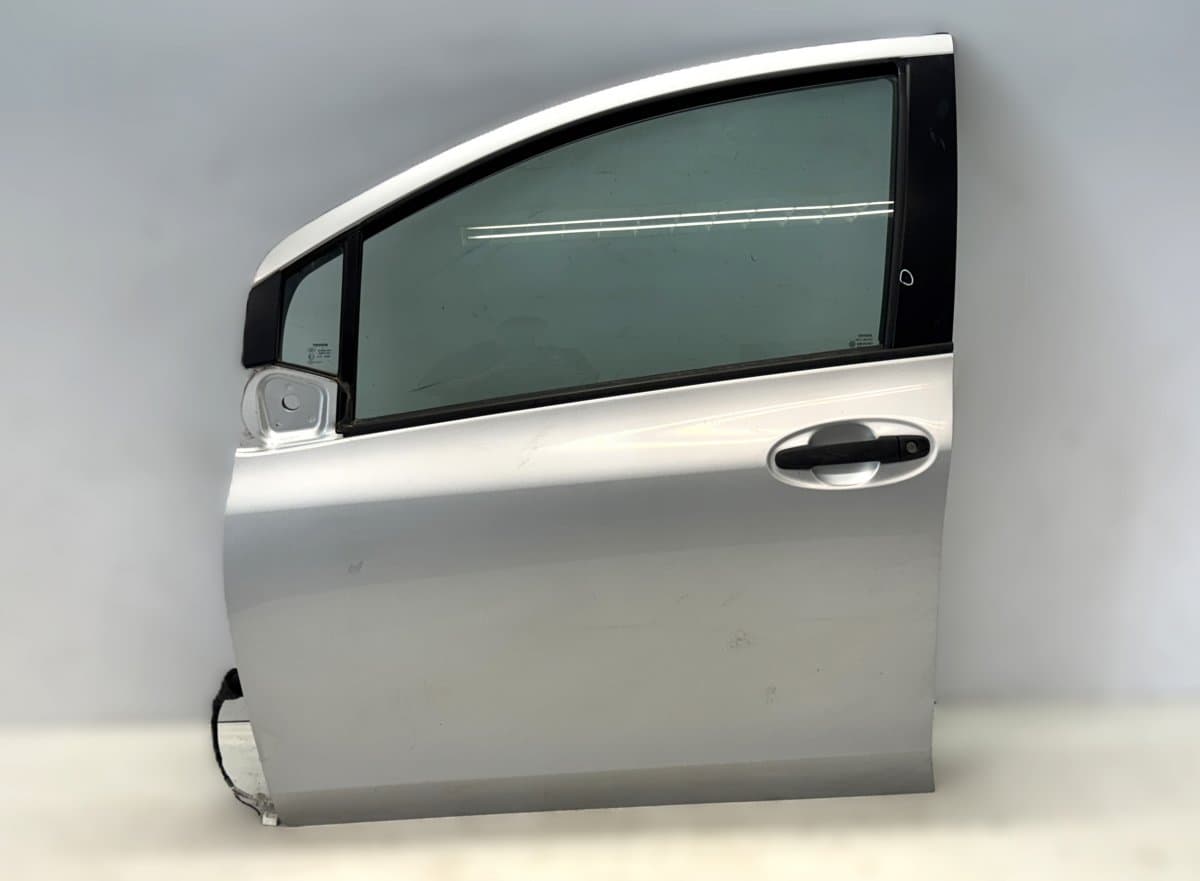 TOYOTA 670020D170 Door Front Left TOYOTA YARIS II (XP90) (2005-2013)