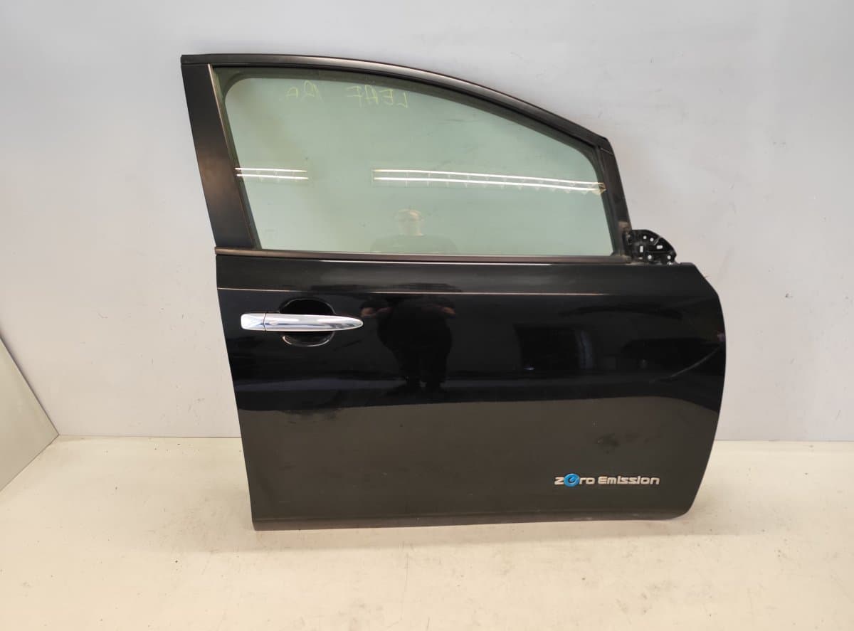 H01523NAMA Door Front Right NISSAN LEAF I (ZE0) (2010-2017)