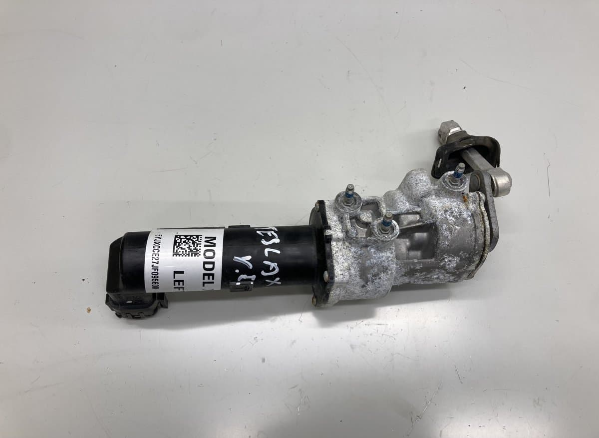 104535100H Door locks, other TESLA MODEL X (5YJX) (2013-)