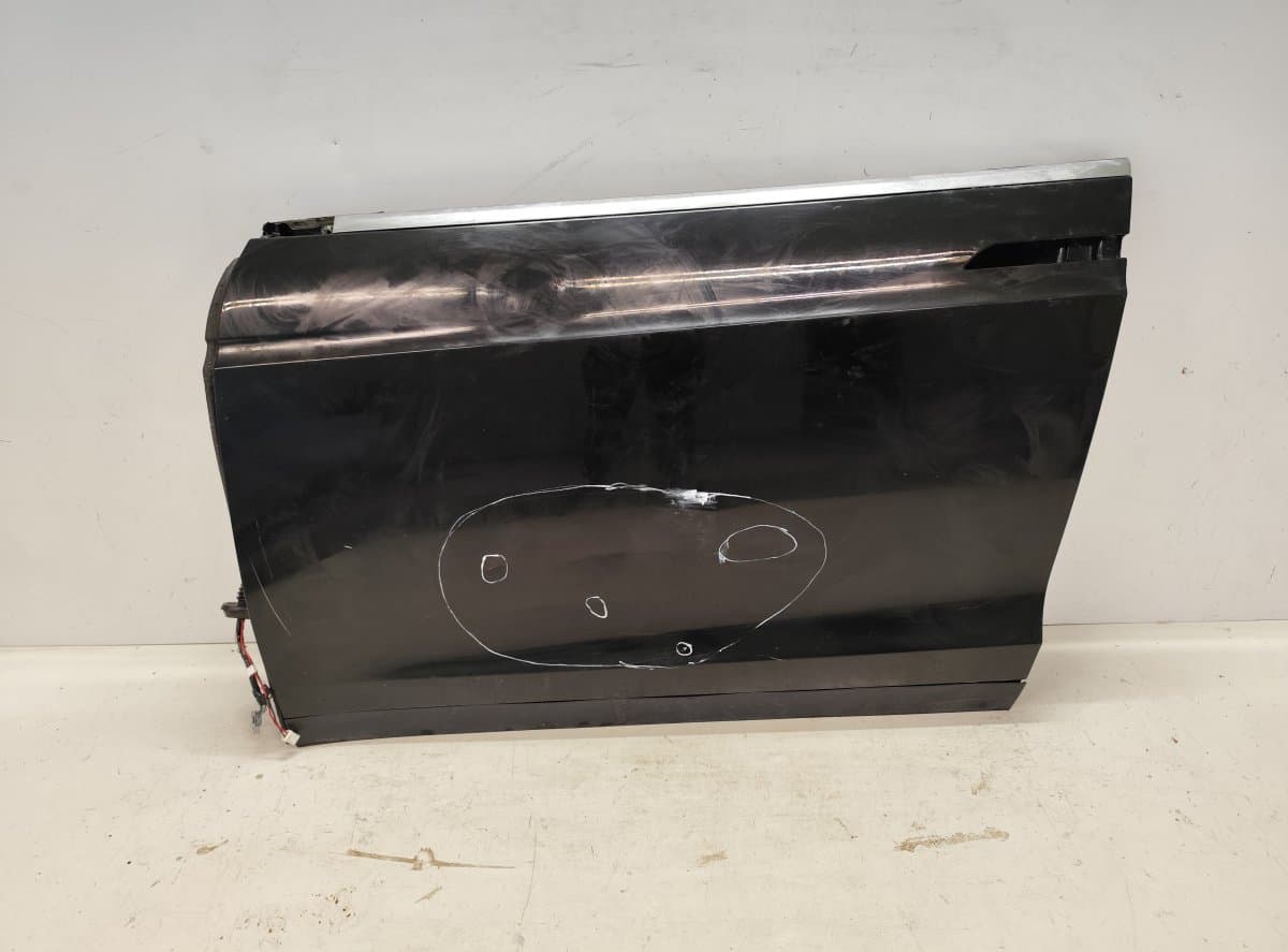1069535E0C Door Front Left TESLA MODEL X (5YJX) (2013-)