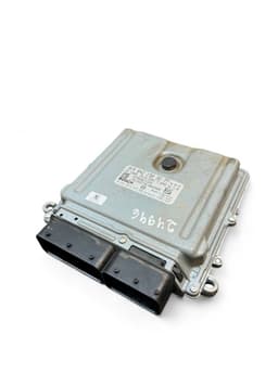 MERCEDES-BENZ A6421503277 6421503277 0281013669 A6421503277 A6421509677 A6421500972 A6421501500 A6421502430 A6429003900 A6429009400 Engine Control Unit / module (ECU) MERCEDES-BENZ VITO / VIANO (W639) (2003-2014) — thumbnail 3