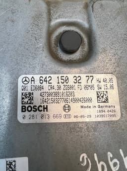 MERCEDES-BENZ A6421503277 6421503277 0281013669 A6421503277 A6421509677 A6421500972 A6421501500 A6421502430 A6429003900 A6429009400 Engine Control Unit / module (ECU) MERCEDES-BENZ VITO / VIANO (W639) (2003-2014) — thumbnail 6