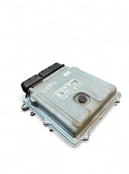 MERCEDES-BENZ A6421503277 6421503277 0281013669 A6421503277 A6421509677 A6421500972 A6421501500 A6421502430 A6429003900 A6429009400 Engine Control Unit / module (ECU) MERCEDES-BENZ VITO / VIANO (W639) (2003-2014) — thumbnail 2