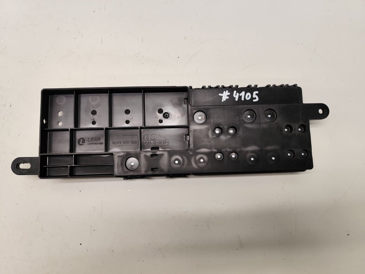 JAGUAR AW9314A073EA Fuse box JAGUAR XJ (X351) (2009-2019)