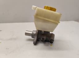 JAGUAR AW932140AA 6W832C217AA Brake Master Cylinder JAGUAR XJ (X351) (2009-2019) — thumbnail 3