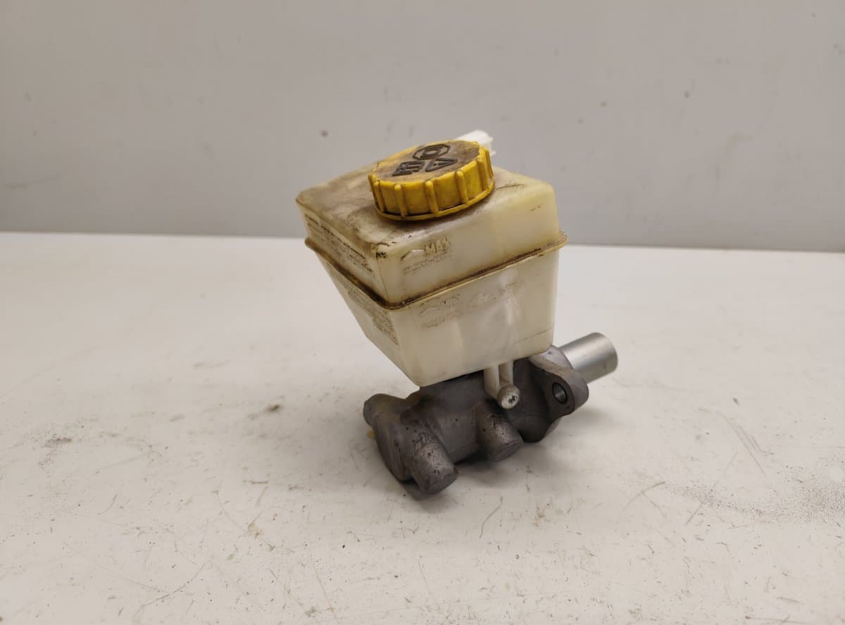 JAGUAR AW932140AA 6W832C217AA Brake Master Cylinder JAGUAR XJ (X351) (2009-2019)