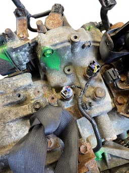 TOYOTA 3310212021 3311164011 3110552060 3034052020 Gearbox TOYOTA YARIS II (XP90) (2005-2013) — thumbnail 4