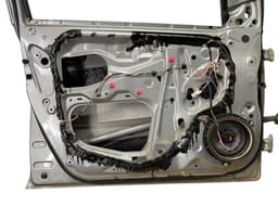 TOYOTA Door Front Left TOYOTA YARIS II (XP90) (2005-2013) — thumbnail 7