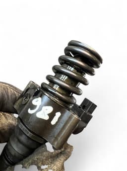 VW 03G130073T Fuel Injector VW PASSAT B6 (3C) (2005-2010) — thumbnail 6