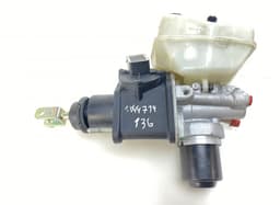 MERCEDES-BENZ 0204021687 0204024105 0204251302 Brake Master Cylinder MERCEDES-BENZ SL-CLASS (R230) (2001-2012) — thumbnail 2