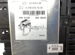 MERCEDES-BENZ 10091518 Fuse box MERCEDES-BENZ SL-CLASS (R230) (2001-2012) — thumbnail 4