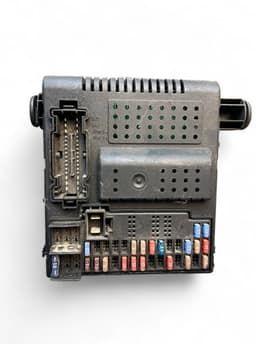 VOLVO 30728542 Fuse box VOLVO V70 II / XC70 I (P80) (2000-2007) — thumbnail 3