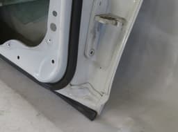 MERCEDES-BENZ A2047302100 Door Rear Left MERCEDES-BENZ C-CLASS (W204) (2007-2013) — thumbnail 7