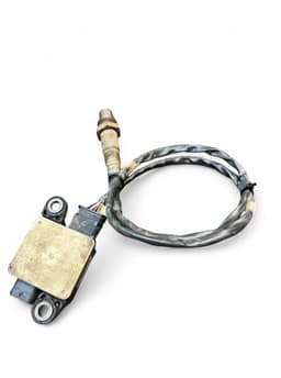 VW 03N906261D Exhaust / NOX Sensor VW CRAFTER II (SY) (2016-) — thumbnail 1