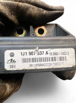 VW 1J1907637A 1J0907657A YAW rate sensor VW GOLF IV (1J) (1997-2006) — thumbnail 5