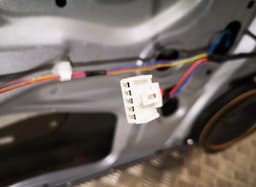 SUBARU Door Front Left SUBARU LEGACY IV / Outback (2003-2009) — thumbnail 7