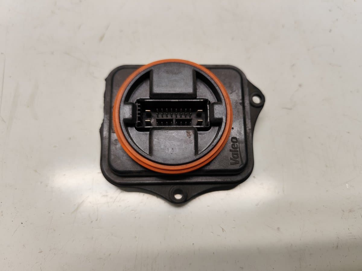 VOLVO 31395946 90045835 Xenon control unit right VOLVO XC90 II (2014-)
