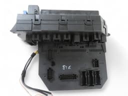 MERCEDES-BENZ A2215406350 A2215408201 A2215458432 Fuse box MERCEDES-BENZ S-CLASS Coupe (C216) (2006-2013) — thumbnail 3
