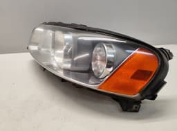 VOLVO 30698835 Headlight left VOLVO V70 II / XC70 I (P80) (2000-2007) — thumbnail 3