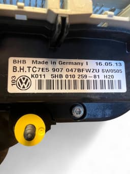 VW 5HB010259 5HB01025926 5HB01025940 5HB01025960 5HB01025980 5HB01025990 7E5907047 7E5907047AK 7E5907047BN 5HB009751 Heater control panel VW TRANSPORTER T5 / MULTIVAN (7H, 7E, 7J) (2003-2015) — thumbnail 7