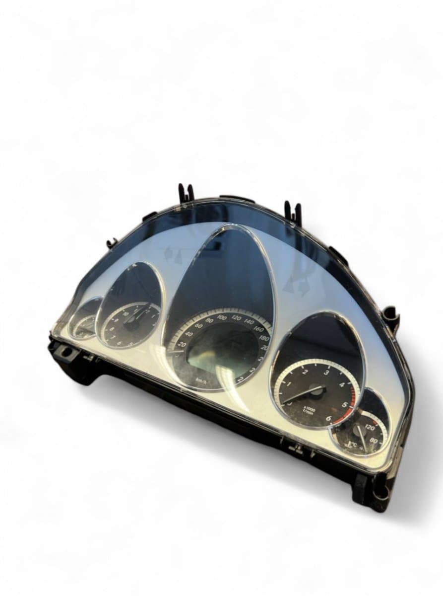MERCEDES-BENZ A2129004509 A2129012300 A2049022702 A22049022802 Instrument Cluster MERCEDES-BENZ E-CLASS (W212) (2009-2016)