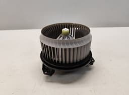 TOYOTA AV2727008084 8710305060 Heater Fan TOYOTA AURIS (E18) 2012-2018 — thumbnail 1