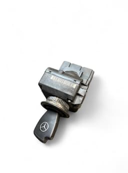 MERCEDES-BENZ A9069004200 9069004200 A9065450208 A9065453108 A9065454108 A9065455008 A9065456508 A9069050700 A9069008700 A9069004001 Ignition switch lock (ignition barrel) MERCEDES-BENZ SPRINTER (906) (2006-2018) — thumbnail 2