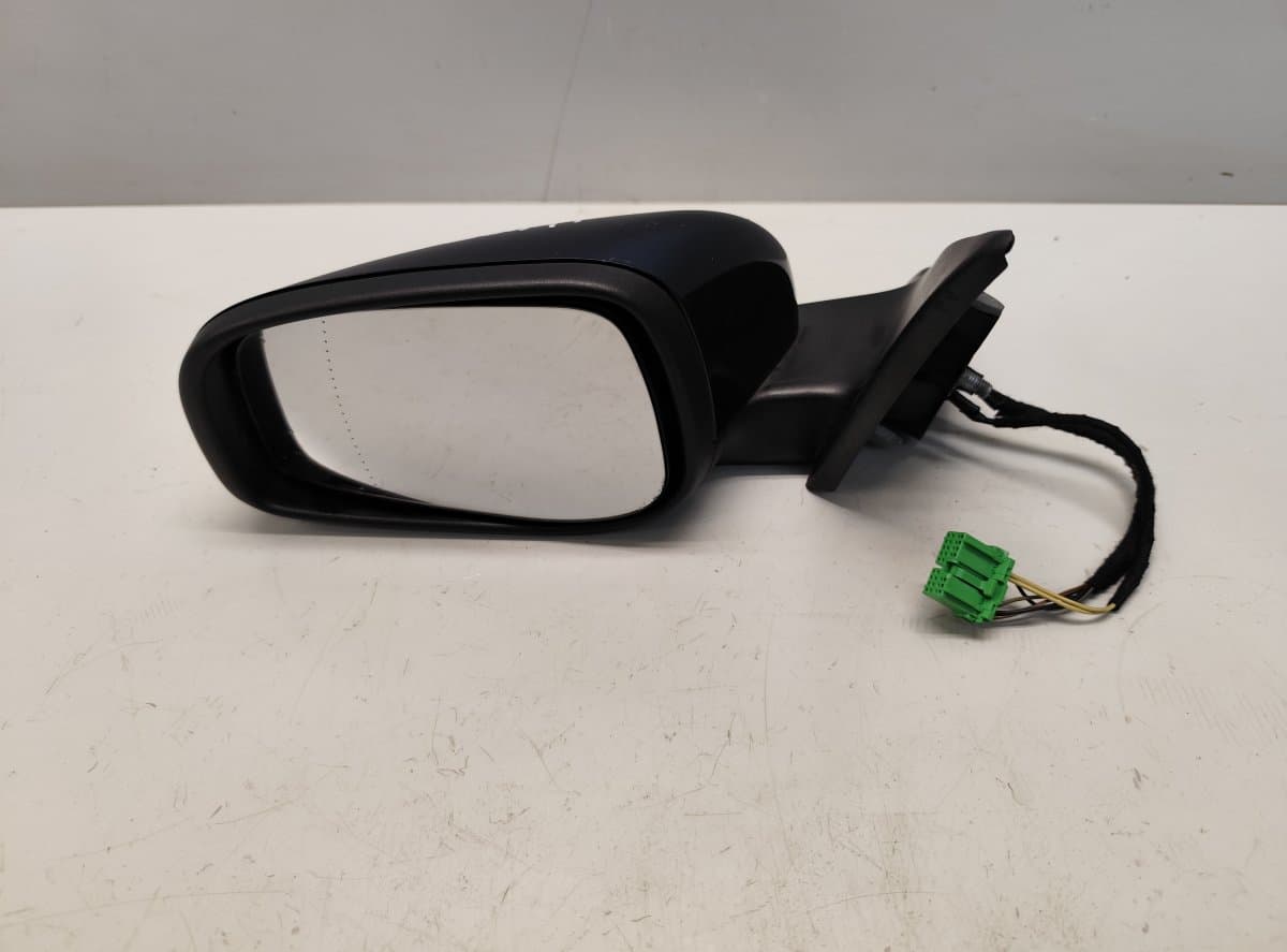 30634913 Mirror left VOLVO V70 II / XC70 I (P80) (2000-2007)