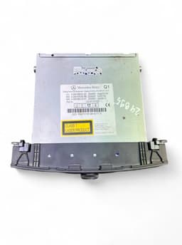MERCEDES-BENZ A2049060102 A2049060402 A2049061202 2049060102 2049060402 2049061202 Radio MERCEDES-BENZ GLK-CLASS (X204) (2008-2015) — thumbnail 3