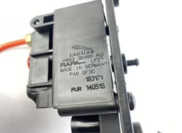 JAGUAR C2Z31470 C2D60159 Air Suspension Compressor JAGUAR XF (X250, CC9) (2008-2015) — thumbnail 3