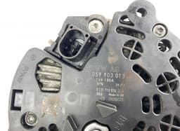 AUDI 0121715076 0121715051 0121715041 0121715176 0121715151 0121715180 0121715080 Alternator AUDI Q7 (4L) (2006-2015) — thumbnail 3