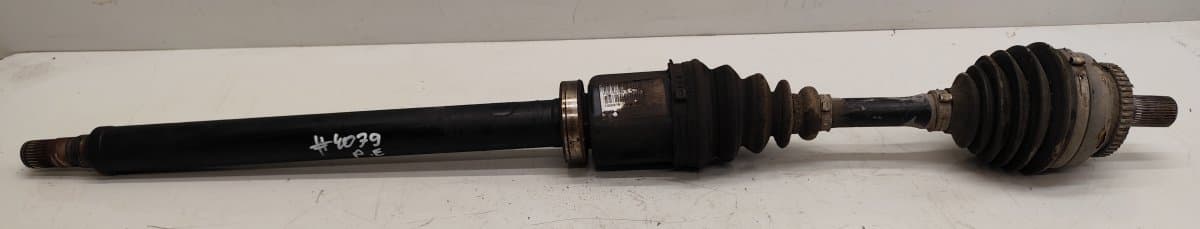 P30735130 Drive Shaft Front Right VOLVO V70 II / XC70 I (P80) (2000-2007)