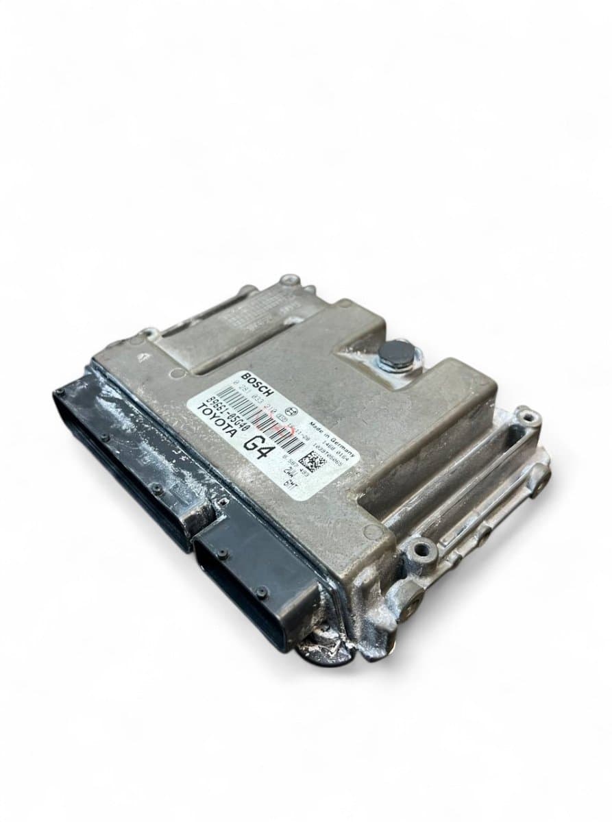 TOYOTA 0281033210 8966105G40 Engine Control Unit / module (ECU) TOYOTA AVENSIS (T270) (2009-2018)