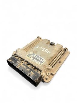 VW 074906032AG 0281013700 074906032AP 074906032AT 0281014133 1039S18274 Engine Control Unit / module (ECU) VW CRAFTER I (2E) (2006-2016) — thumbnail 1
