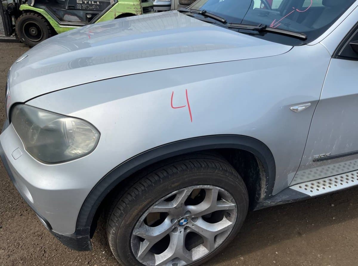 BMW 7178395 0430321 7178393 0430319 Fender Front Left BMW X5 (E70) (2007-2013)