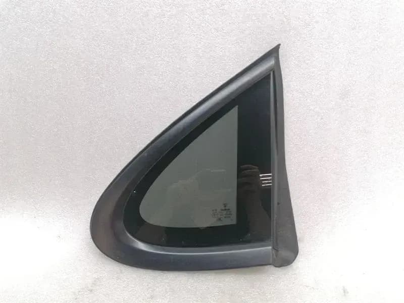 PORSCHE Porsche Panamera 971 Right Rear 1/4 Glass 971845298H Door Window 1/4 Rear RH