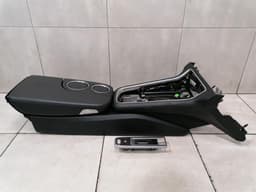 PORSCHE PORSCHE RHD UK Panamera 971 Console 971863240K CREST LOGO EXTENDED LEATHER — thumbnail 1