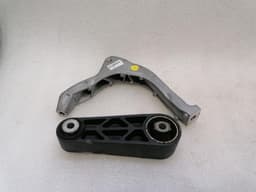 PORSCHE Porsche Panamera 971 Engine Mount 971199331 Engine Holder 971199352D — thumbnail 6