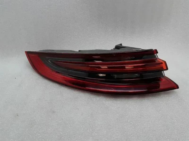 PORSCHE Porsche Panamera 971 left rear light 971945091B defects tail light rear left