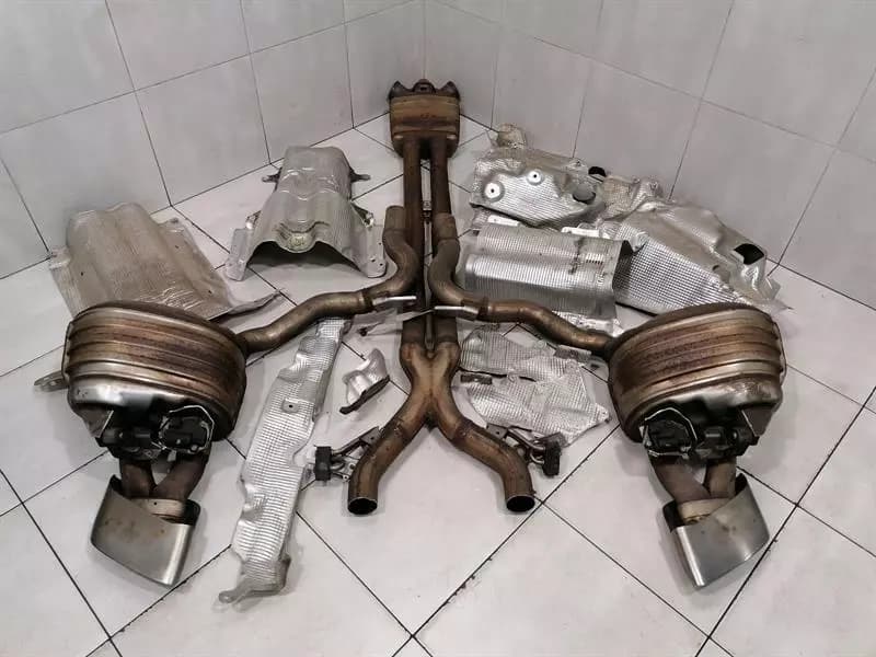 PORSCHE Porsche Panamera 971 2.9 Exhaust Silencer 971253351B Exhaust Muffler
