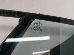 PORSCHE Porsche Panamera 971 Right Front 1/4 Glass 971845114C Door Window 1/4 Front Right — thumbnail 7