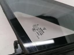 PORSCHE Porsche Panamera 971 Left Front 1/4 Glass 971845113C Door Window 1/4 Front Left — thumbnail 3