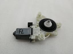 MERCEDES-BENZ Mercedes S-class W222 FRH door window engine A0009065706 power window motor — thumbnail 7