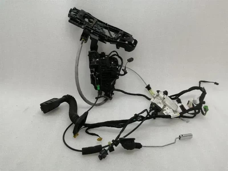 Mercedes S-Class W222 RRH Door Lock Keyless-Go A0997308200 Door Lock Re