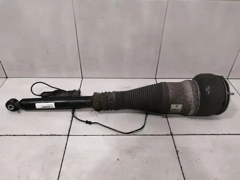 Mercedes S W222 shock absorber rear right A2223206001 shock absorber rear re