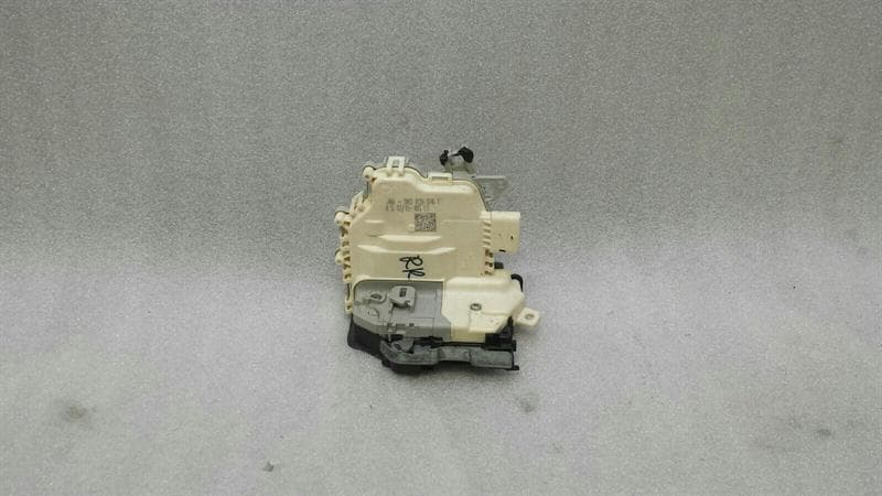 PORSCHE Porsche Panamera 970 rear right door lock 8K0839016F door lock rear right