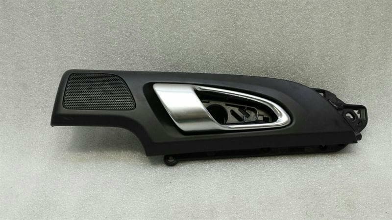 PORSCHE Porsche Cayenne 958 92A right door inner handle 7P5837020F interior door handle right