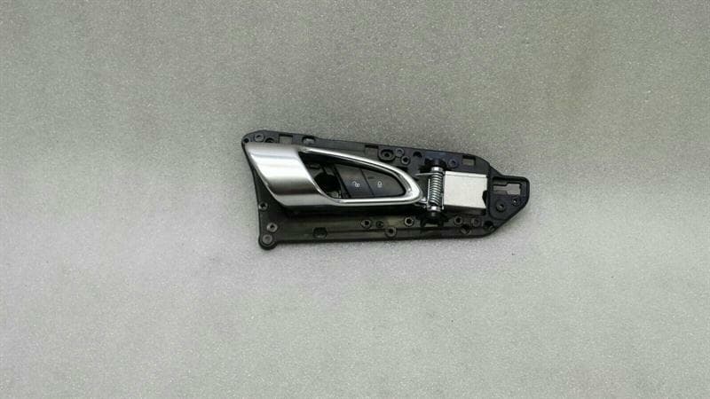 PORSCHE Porsche Cayenne 958 92A FRH Door Inner Handle 95855502001 Interior Door Handle Front R