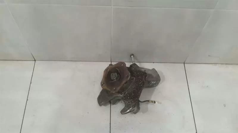 Porsche Boxster 986 Right Front Hub 99634165813 Wheel Bearing Case Front Right