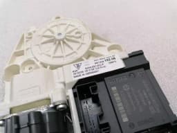 PORSCHE Porsche Boxster 987 Door Window Motor 99762418206 Power Window Motor — thumbnail 6